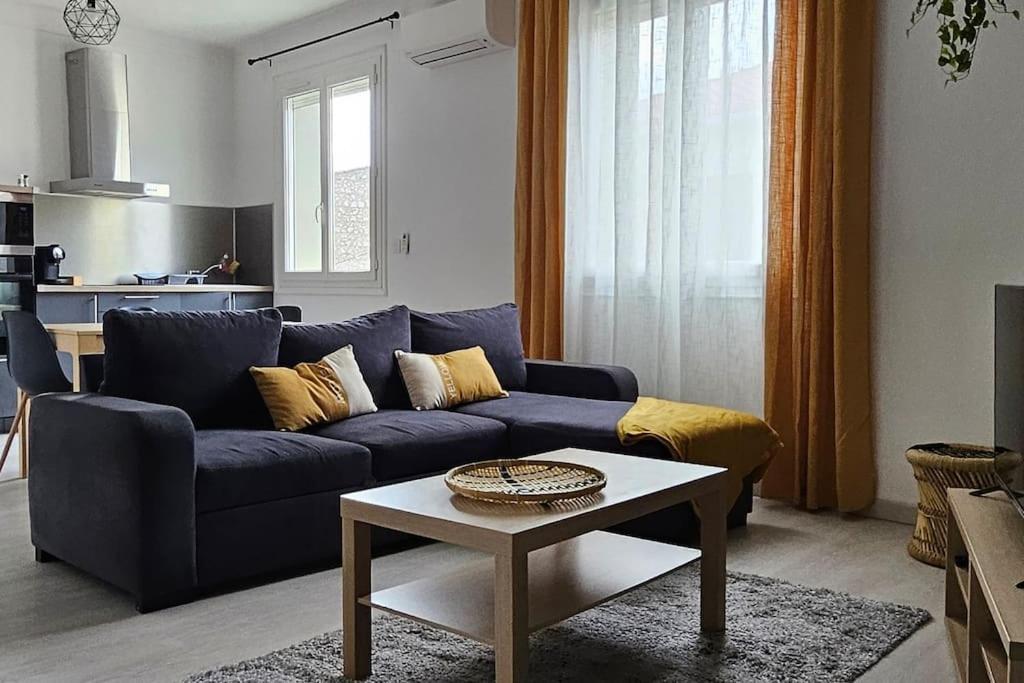 Appartement A Proximite De Toutes Commodites Rivesaltes Buitenkant foto